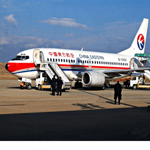 建三江机场物流航空快运业稳步发展的原因是什么？
